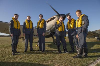 SPITFIRE WELLINGTON BOMBER THUNDERBOLT